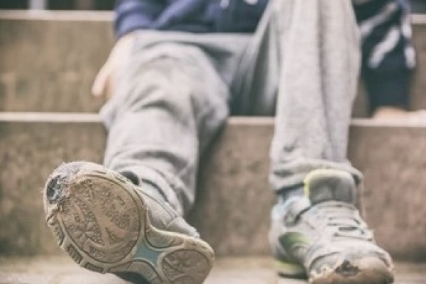 Stel kind centraal in armoedeaanpak