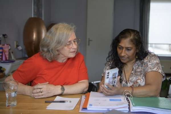 Overbrug de kloof: samen naar een leven zonder geldstress